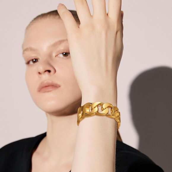 Gold Hinge Cuff Bracelet for Women Elegant 18K Gold Plated Brass Stylish - Picture 4 of 6